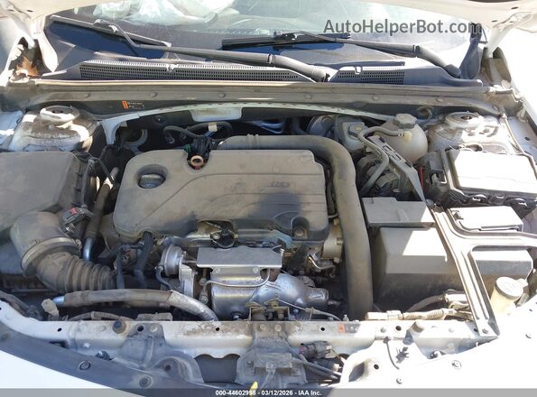 1G1ZD5ST4JF129611 2018 CHEVROLET MALIBU White Вид ззаду
