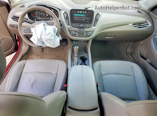 1G1ZD5ST8JF166127 2018 CHEVROLET MALIBU Red Widok deski rozdzielczej