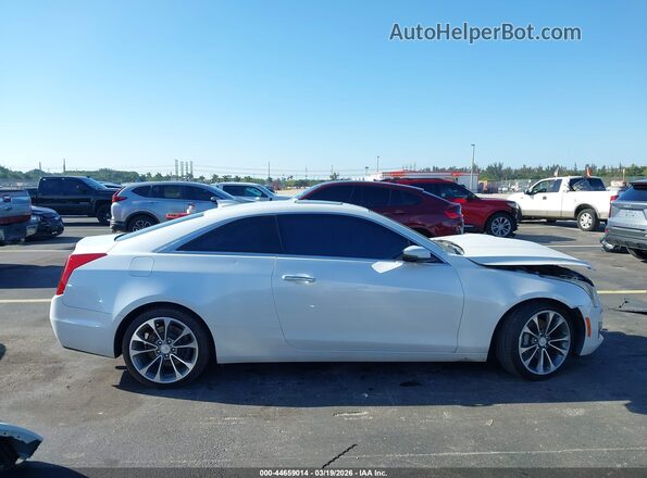 1G6AB1RX8H0176877 2017 CADILLAC ATS Белый Вид задней части салона
