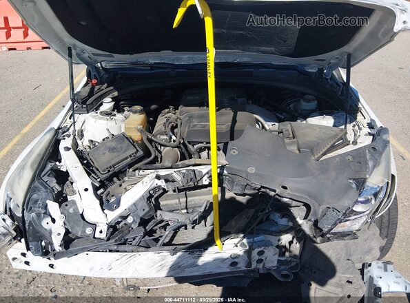 1G6AF5SX8J0131272 2018 CADILLAC ATS Белый Вид сзади