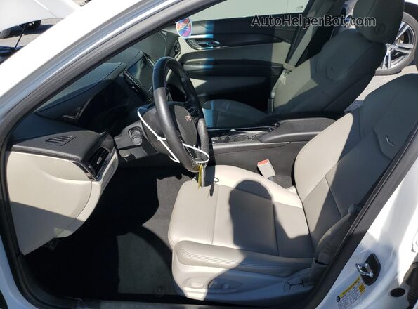 1G6AG5RX0H0153280 2017 CADILLAC ATS White Vista interior delantera