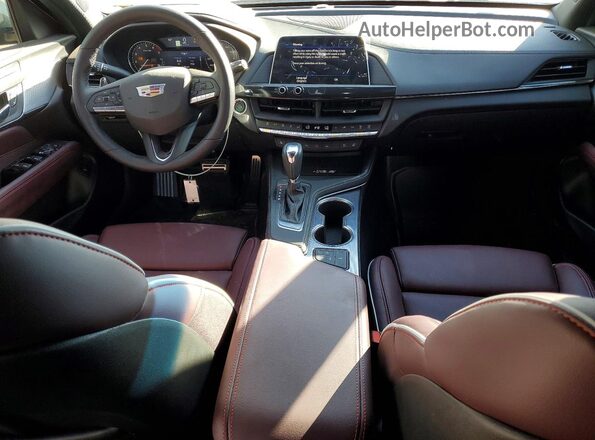 1G6DC5RK5T0100872 2026 CADILLAC CT4 Red Вид панелі приладів