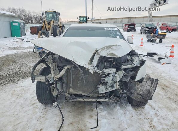 1G6DG5RK4R0101587 2024 CADILLAC CT4 White Widok z przodu