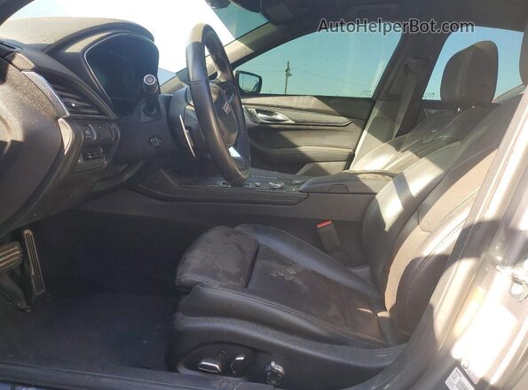 1G6DR5RW7N0126104 2022 CADILLAC CT5 White Front interior view