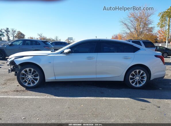 1G6DT5RK3N0108407 2022 CADILLAC CT5 White 360 interior view