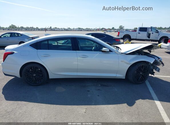 1G6DW5RK2M0121140 2021 CADILLAC CT5 White 360 interior view