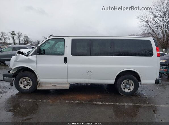 1GAWGFFG3L1144937 2020 CHEVROLET EXPRESS White 360 interior view