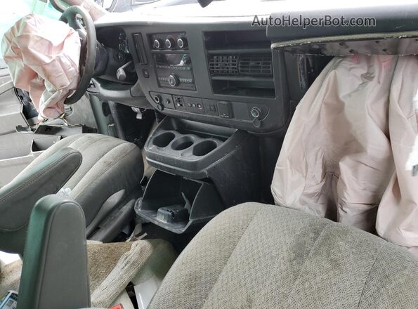 1GAZGPFG1K1182992 2019 CHEVROLET EXPRESS White 