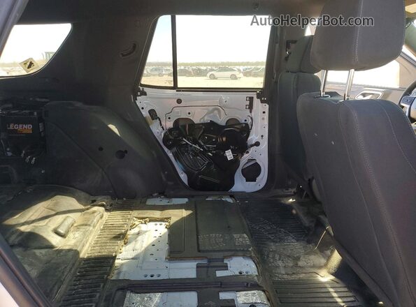 1GBSCLEDXMR296325 2021 CHEVROLET TAHOE White Rear interior view