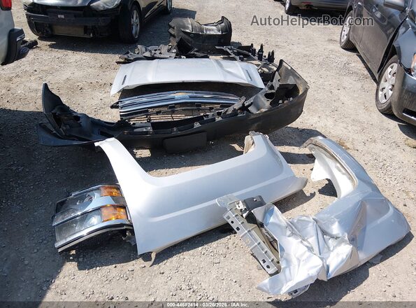1GC1KUEY5HF243154 2017 CHEVROLET SILVERADO Silver Սարքավորումների վահանակի տեսք