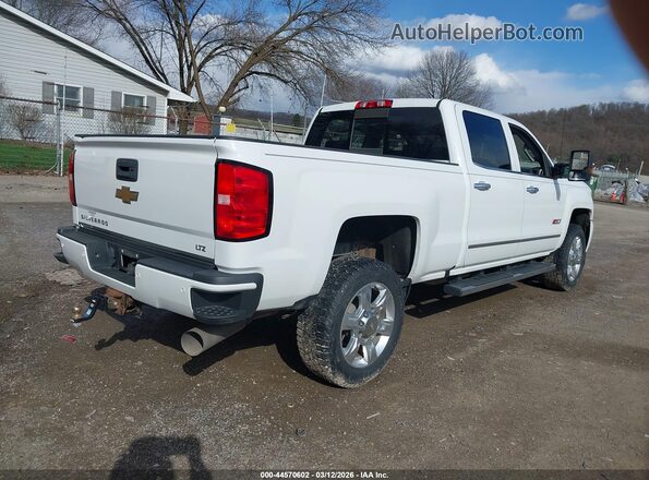 1GC1KWEY7JF155207 2018 CHEVROLET SILVERADO Белый Задняя правая четверть