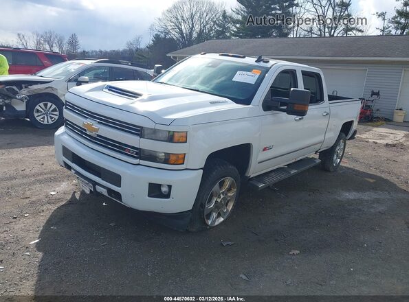 1GC1KWEY7JF155207 2018 CHEVROLET SILVERADO Белый Передняя левая четверть