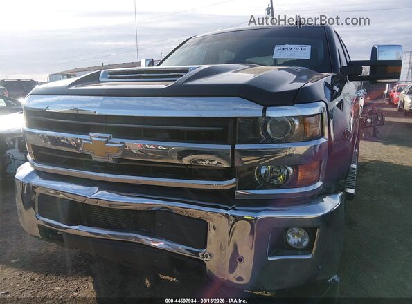 1GC1KWEY7JF184089 2018 CHEVROLET SILVERADO Black Widok z przodu