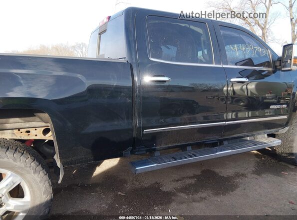1GC1KWEY7JF184089 2018 CHEVROLET SILVERADO Black Widok wnętrza z tyłu