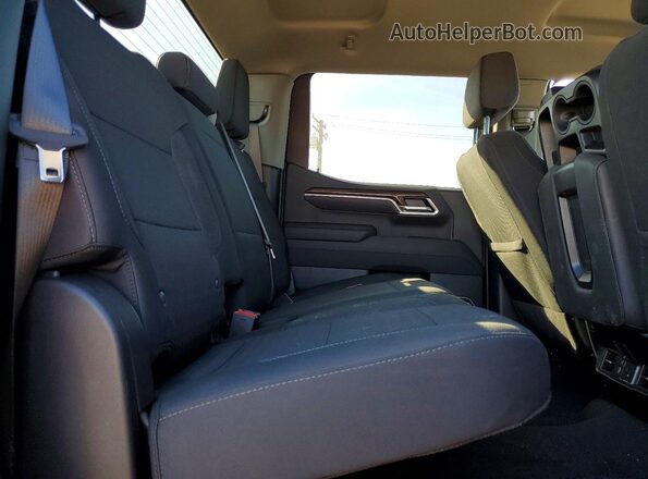1GCPADED2TZ188566 2026 CHEVROLET SILVERADO Gray Rear seats view