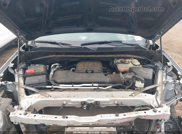 1GCPDBEK8NZ571151 2022 CHEVROLET SILVERADO Серебряный Вид сзади