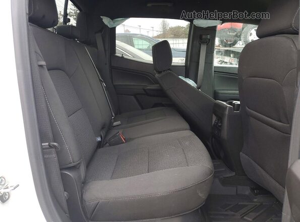 1GCPTCEK1T1106151 2026 CHEVROLET COLORADO White Rear seats view