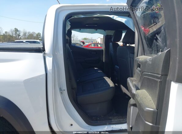 1GCPTEEK2S1141453 2025 CHEVROLET COLORADO White VIN կոդի պիտակի տեսք
