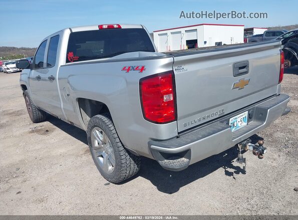 1GCVKPEC4GZ229069 2016 CHEVROLET SILVERADO Silver Trasero izquierdo