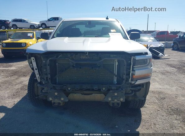 1GCVKPEC4GZ229069 2016 CHEVROLET SILVERADO Silver Vista interior trasera