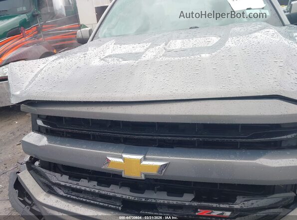 1GCVKREC7HZ214868 2017 CHEVROLET SILVERADO Gray Вид ззаду