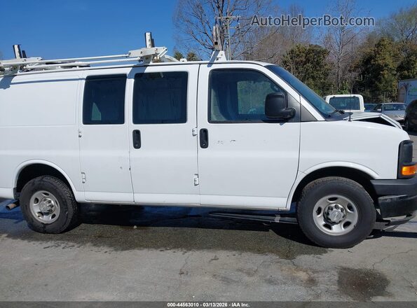 1GCWGAFF3G1339749 2016 CHEVROLET EXPRESS White უკანა სალონის ხედი