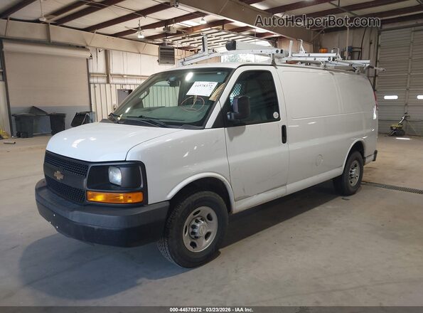 1GCWGAFF6G1330382 2016 CHEVROLET EXPRESS White Przód lewy