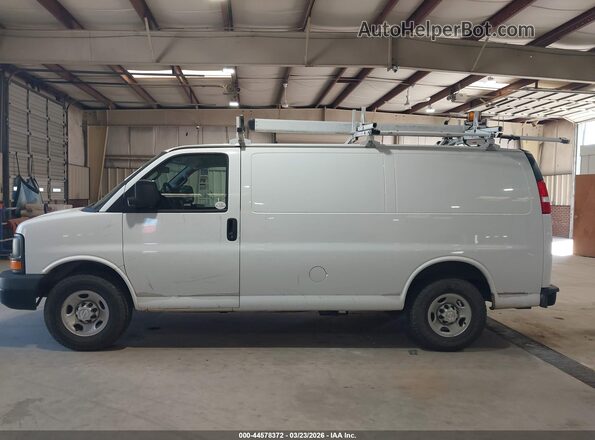 1GCWGAFF6G1330382 2016 CHEVROLET EXPRESS White 