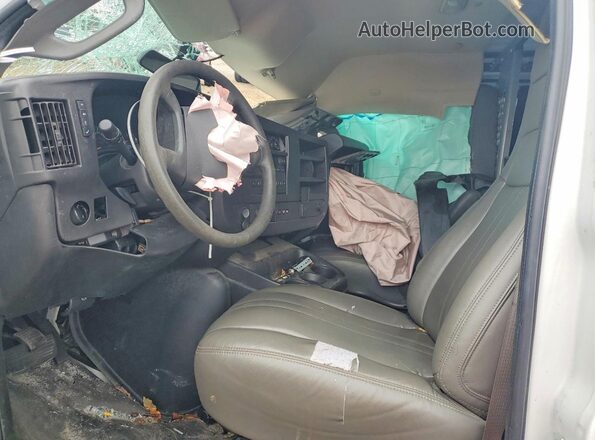 1GCWGAFP0K1271332 2019 CHEVROLET EXPRESS Белый 
