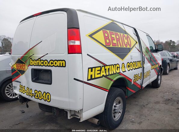 1GCWGAFP1N1206252 2022 CHEVROLET EXPRESS White Trasero derecho