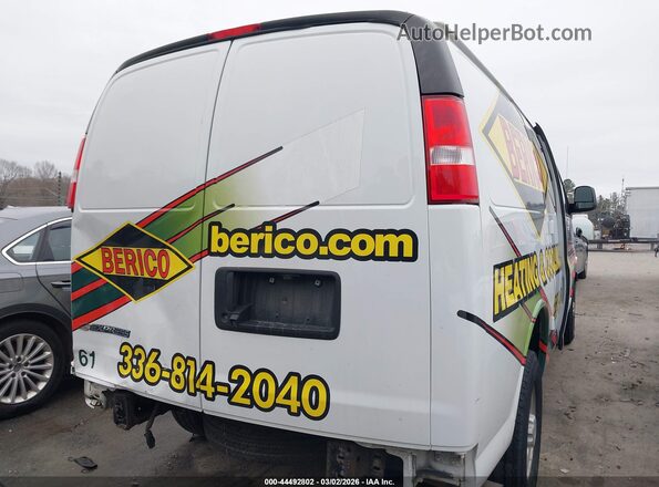 1GCWGAFP1N1206252 2022 CHEVROLET EXPRESS White Vista frontal