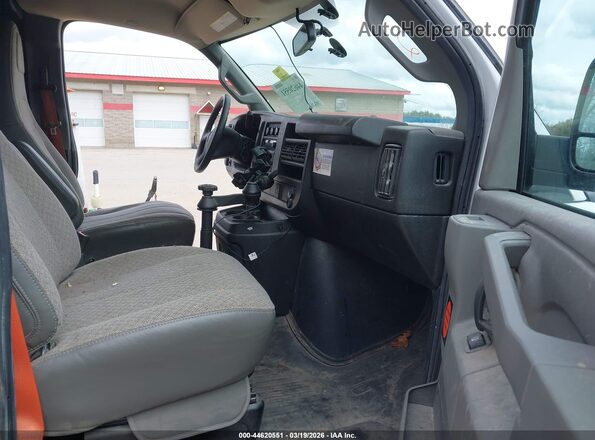 1GCWGAFP2N1287536 2022 CHEVROLET EXPRESS White Vista interior delantera