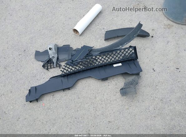 1GCWGAFP2S1148261 2025 CHEVROLET EXPRESS Белый Вид щитка приборов