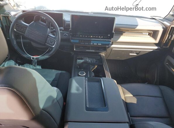 1GKB0RDC5RU100204 2024 GMC HUMMER Green Widok deski rozdzielczej
