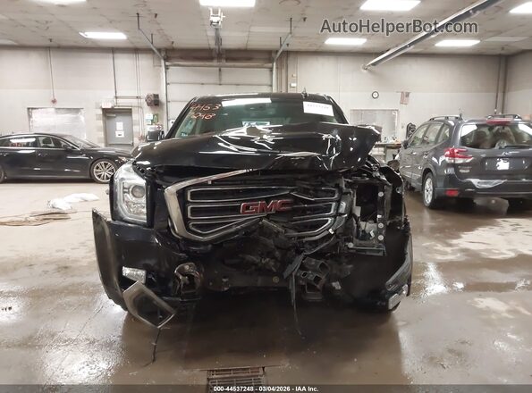 1GKS2BKC3JR215041 2018 GMC YUKON Black Вид спереду