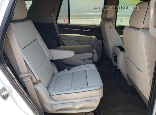 1GKS2DKT1MR297237 2021 GMC YUKON Белый Вид задней части салона
