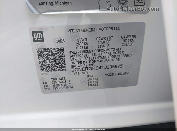1GNERGKS4TJ205975 2026 CHEVROLET TRAVERSE White Vista del compartimento del motor