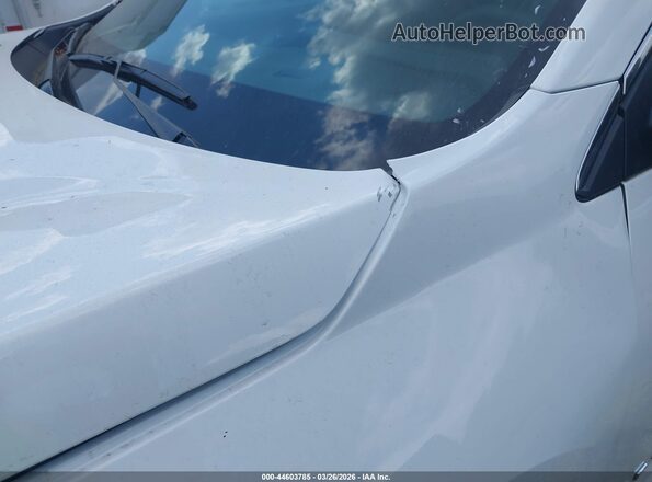 1GNERGKS4TJ205975 2026 CHEVROLET TRAVERSE White Vista interior de 360 grados