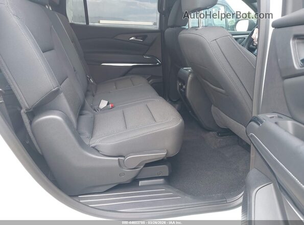 1GNERGKS4TJ205975 2026 CHEVROLET TRAVERSE White Vista de la etiqueta del VIN