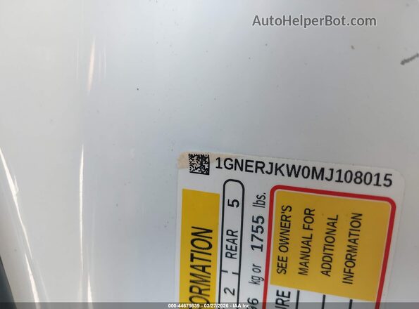 1GNERJKW0MJ108015 2021 CHEVROLET TRAVERSE White Widok komory silnika