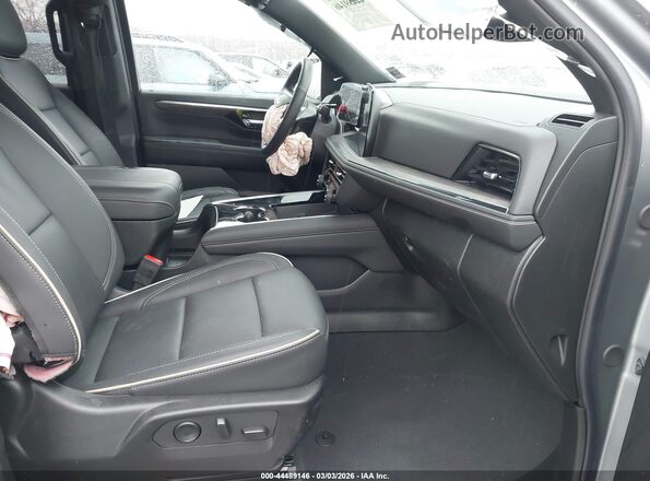 1GNS6FRD2SR181723 2025 CHEVROLET SUBURBAN Gray Vista interior delantera