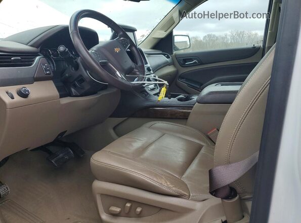 1GNSCBKC4KR285049 2019 CHEVROLET TAHOE Белый Вид салона спереди