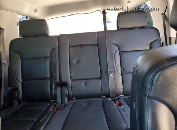 1GNSCBKC7HR166548 2017 CHEVROLET TAHOE Silver Вид задніх сидінь