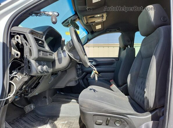 1GNSCLED6MR320591 2021 CHEVROLET TAHOE White Front interior view