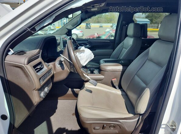 1GNSCNKD8MR324335 2021 CHEVROLET TAHOE Белый 