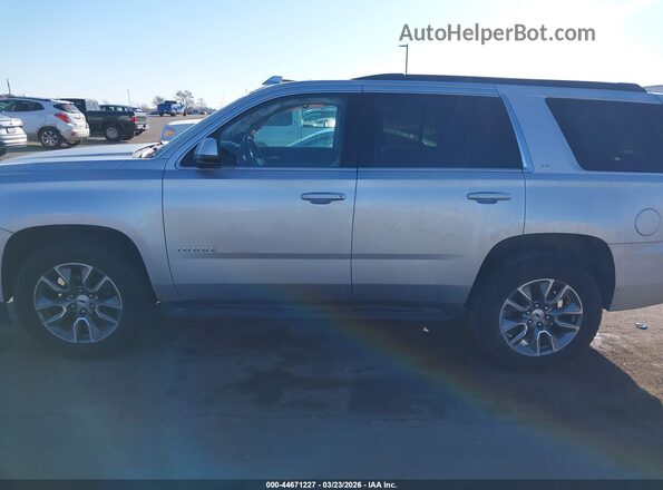 1GNSKBKCXJR180727 2018 CHEVROLET TAHOE Серебряный 