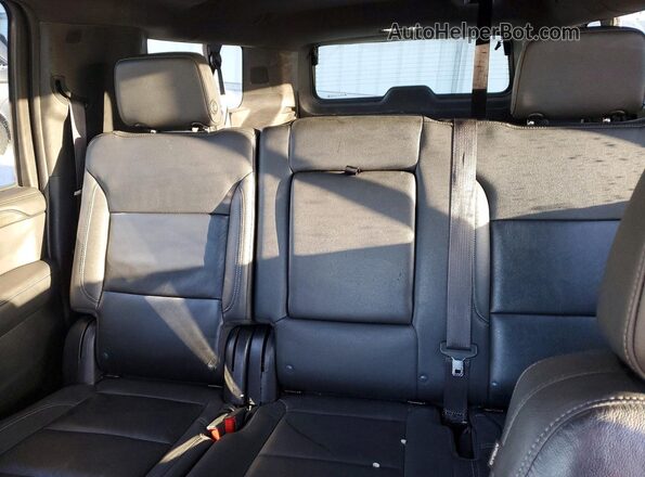 1GNSKCKD3PR202817 2023 CHEVROLET SUBURBAN Black Widok tylnych siedzeń