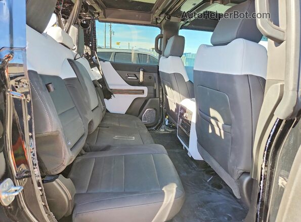 1GT40BDD4SU117828 2025 GMC HUMMER Black Вид задньої частини салону