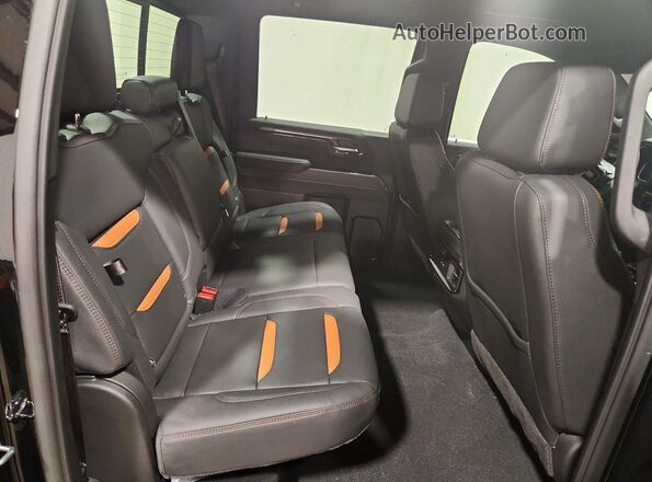 1GT4UPE77TF160043 2026 GMC SIERRA Black Vista de los asientos traseros