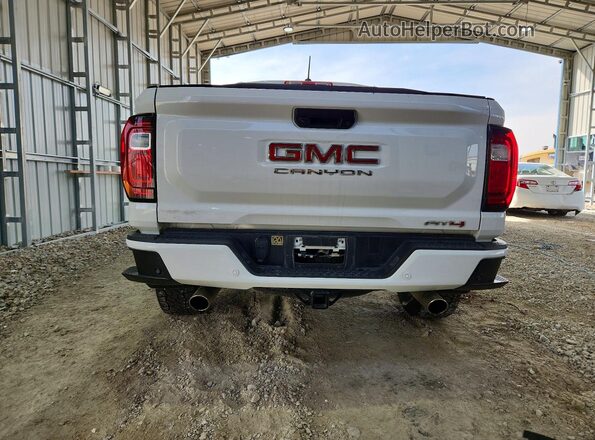 1GTP6DEK4R1194697 2024 GMC CANYON White Вид ззаду